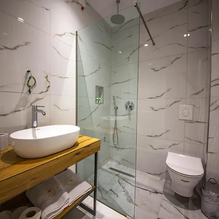 Hotel Pegasus-in Borsh